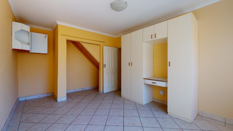6 Bedroom Property for Sale in North End Eastern Cape